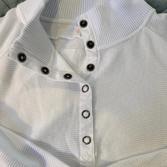 Free People So Fly Henley Button Layer Top small white - Picture 4 of 4